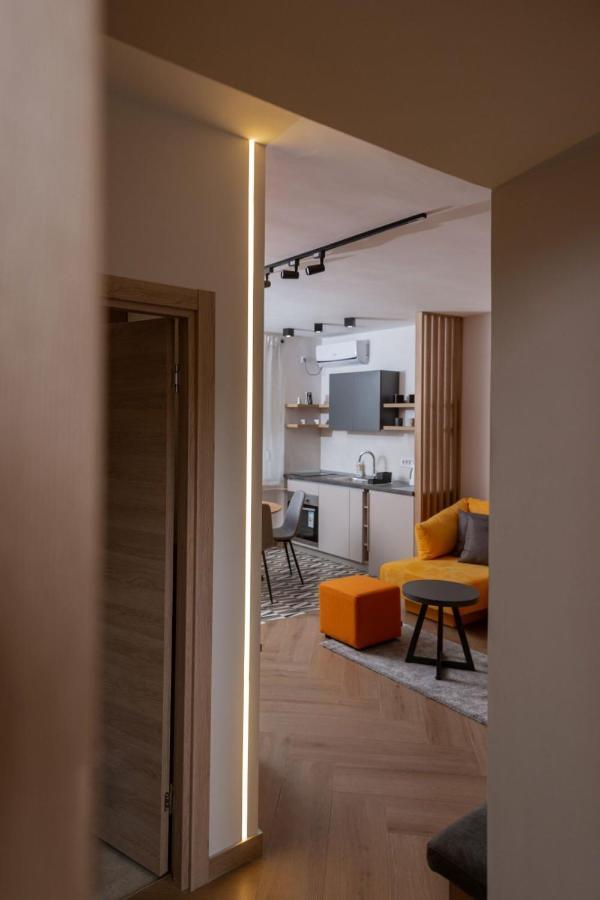 Republic Square Apartment - With Garage Novi Sad Extérieur photo