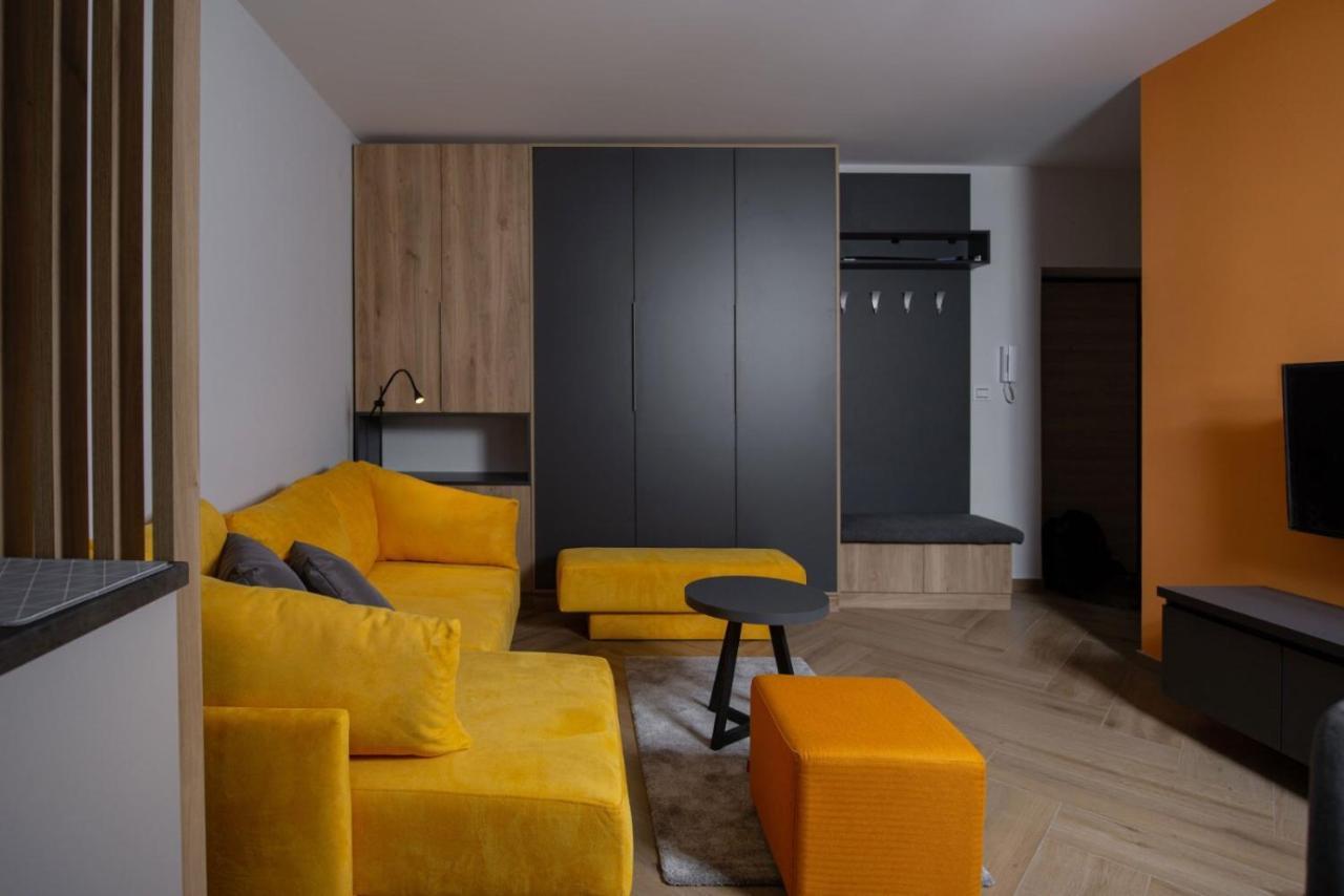 Republic Square Apartment - With Garage Novi Sad Extérieur photo